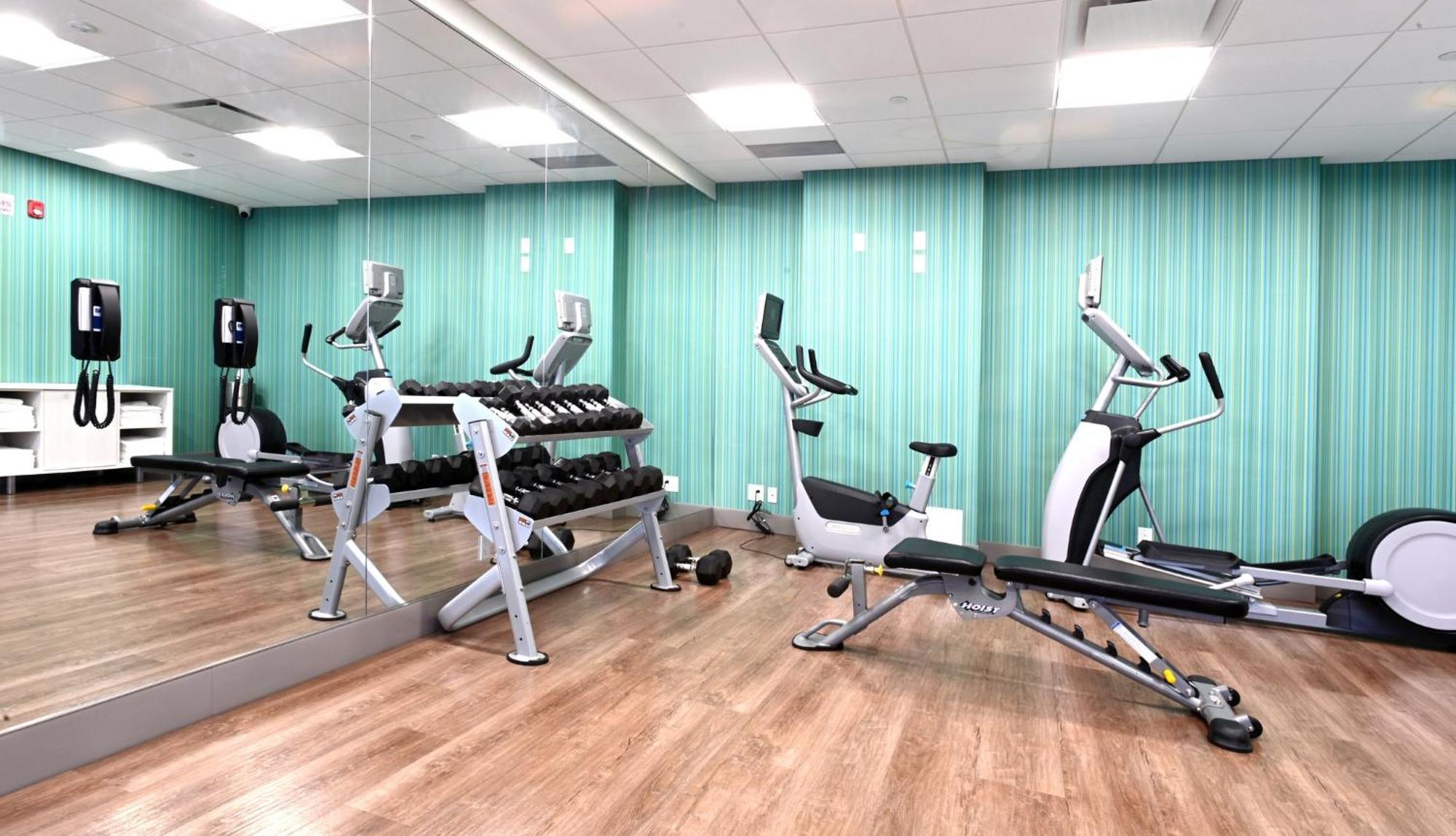 Holiday Inn Express & Suites - Aurora By Ihg Exteriér fotografie
